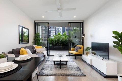 Emp - Work Remotely While Enjoying Your Stay - Australia Accommodation 0
