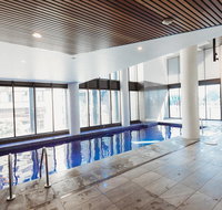 Entire Apartment-South Bank Luxe-Mater Hospital-Heated Pool-Netflix-WIFI-Gabba - Australia Accommodation