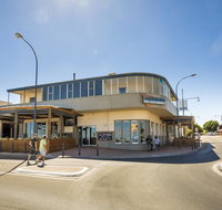 Esplanade Hotel Adelaide - Australia Accommodation