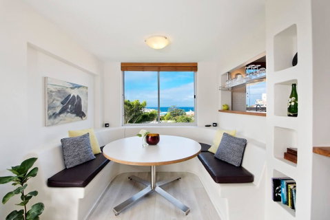 Experience Bondi Beach As Your Backdrop - Australia Accommodation 1