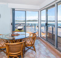 Fairholme 8 Perfect Lakefront Position - Australia Accommodation