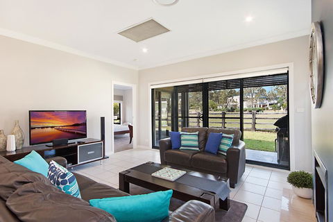 Fairview - Australia Accommodation 3