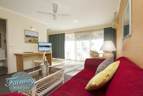 Fairway Motor Inn - Australia Accommodation 2