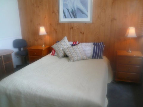Family Room - Australia Accommodation 1