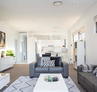 Family Size Apartment Close to Westmead Hospital - Australia Accommodation