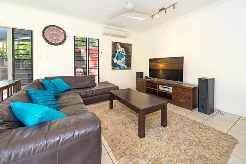 Fannie Bay Art House - Australia Accommodation 3