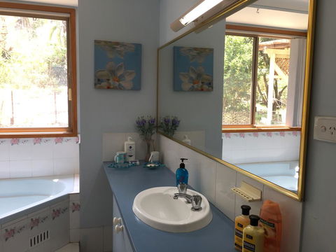 Farm Guests House - Australia Accommodation 1