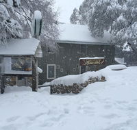 Feathertop Alpine Lodge - Australia Accommodation