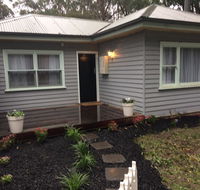 Fell Estate Cottages - Australia Accommodation