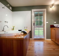 Finlie - Australia Accommodation