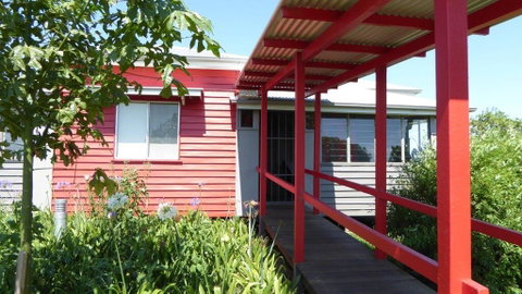 Flame Hill Vineyard - Australia Accommodation 3