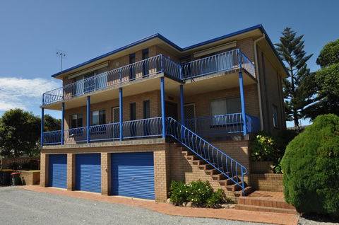 Flat 2 - 3 Bay Lane - Australia Accommodation 1