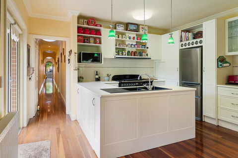 Forest View - Australia Accommodation 1