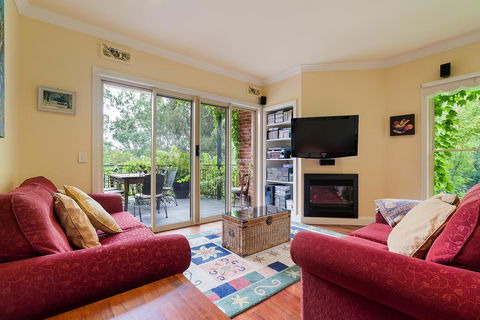 Forest View - Australia Accommodation 3
