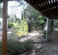 Friends in Harcourt North - Australia Accommodation