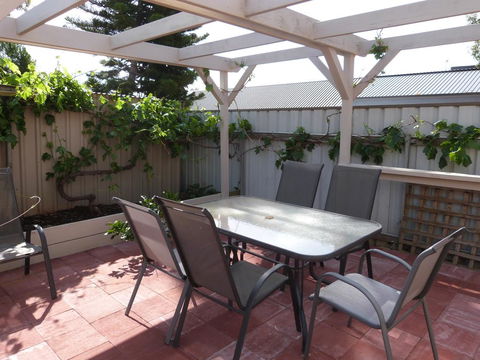 Fullarton Motor Lodge - Australia Accommodation 1