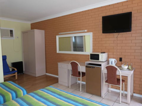 Fullarton Motor Lodge - Australia Accommodation 2