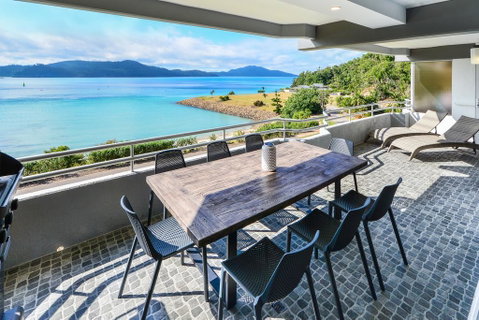 Fully Renovated Frangipani Beach Front Apartments - Australia Accommodation 0