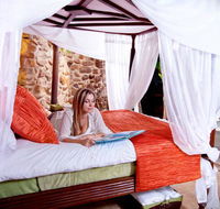 Gaiananda Treehouse - Australia Accommodation