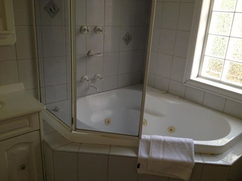 Georgian Court B&B Guest House - Australia Accommodation 1