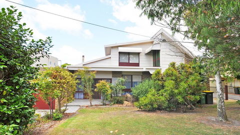 GETAWAY ON GARDEN - FREE WIFI - PET FRIENDLY (OUTSIDE ONLY) - Australia Accommodation 0
