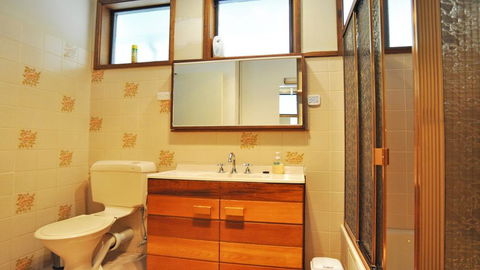 GETAWAY ON GARDEN - FREE WIFI - PET FRIENDLY (OUTSIDE ONLY) - Australia Accommodation 1