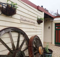 Glenbrook House  Cottage - Australia Accommodation
