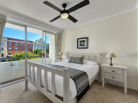 Goldsborough Place Apartments - Australia Accommodation 2