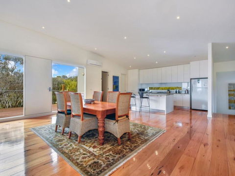 Golfers Paradise By The Beach - Australia Accommodation 1