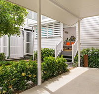 Gorgeous Cottage Close to the City - Australia Accommodation