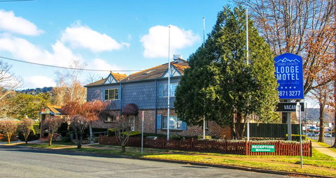 Grand Country Lodge - Australia Accommodation 0