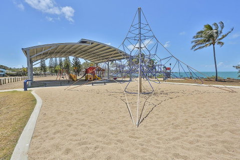 Grasstree Beachfront Shacks - Australia Accommodation 2