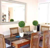 Great for families.Pool  kitchen - Australia Accommodation