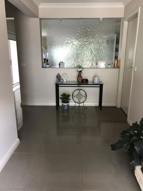 Guinevere - Australia Accommodation 1