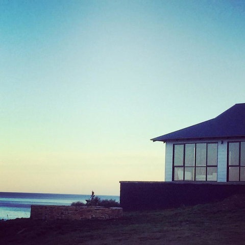 Hamptons On The Bay - Australia Accommodation 3
