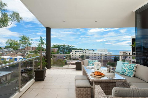 Harbour View Penthouse - The Perfect Location - Australia Accommodation 2