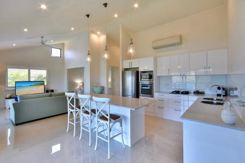 Heliconia Grove On Hamilton Island - Australia Accommodation 3