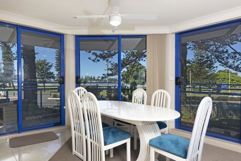 Heritage Unit 101/18 Manning Street, Tuncurry - Australia Accommodation 3