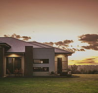 Hillcrest - Australia Accommodation
