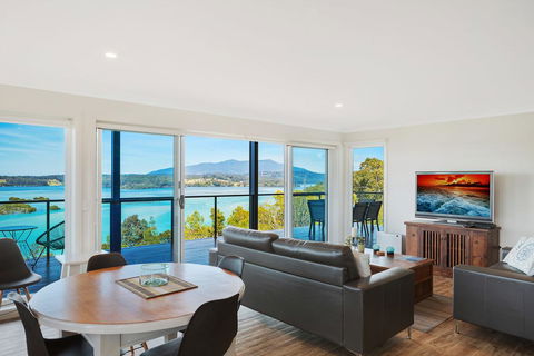 Hillcrest Views Of Wagonga - Australia Accommodation 1