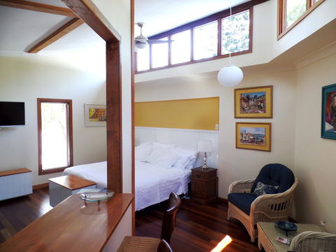 Hilltop B&B - Australia Accommodation 1