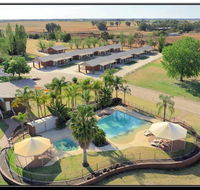 Hilltop Resort - Australia Accommodation