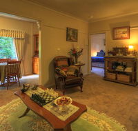 Hillview Oak BB - Australia Accommodation