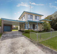 HOLIDAY ON NAUTILUS INVERLOCH - Australia Accommodation