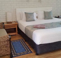 Holland Park Motel - Australia Accommodation