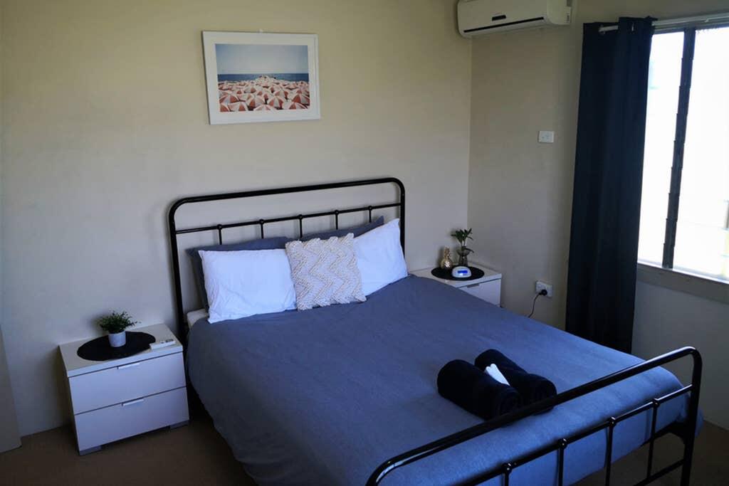 Hyde Park QLD Australia Accommodation