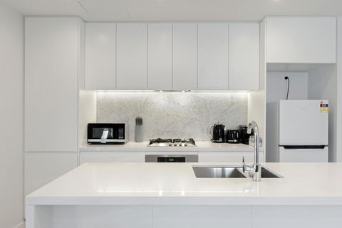 HomeHotel Boutique And Luxurious Apt, Super Clean - Australia Accommodation 3