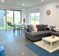 Homely Getaways in New Torquay - Australia Accommodation
