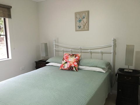 Honeybee House - Australia Accommodation 2