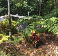 Honeybee House - Australia Accommodation